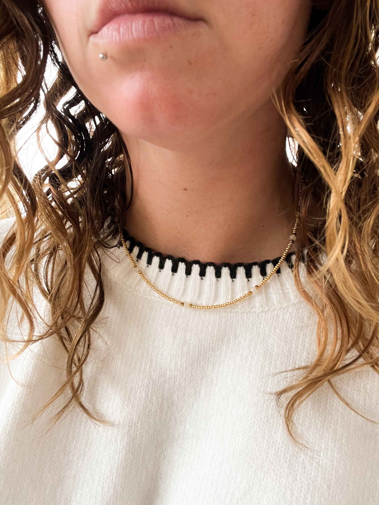 Amara ketting perzik maansteen - goud