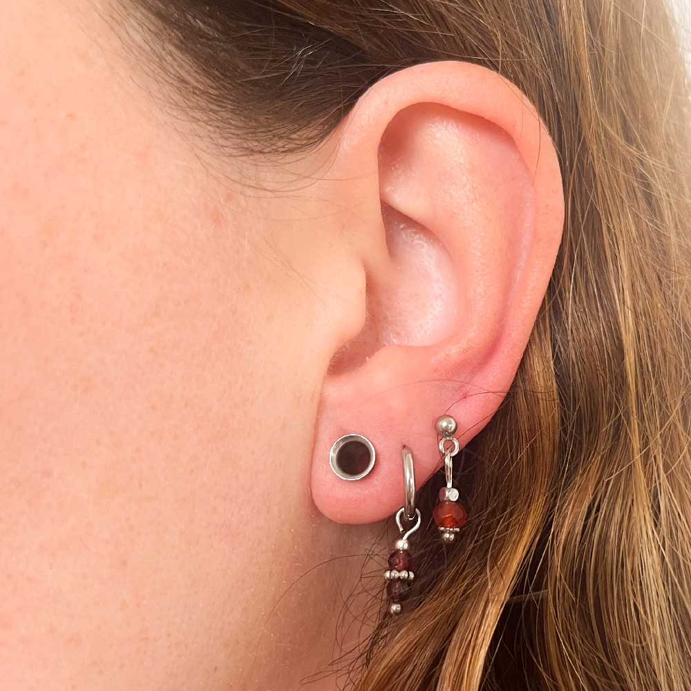 Noa oorknopjes zonnesteen - zilver