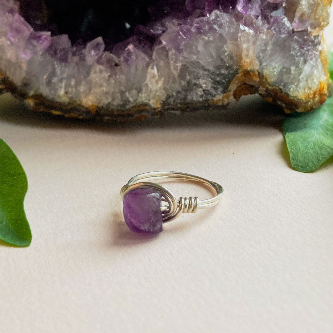 Amethist wire ring