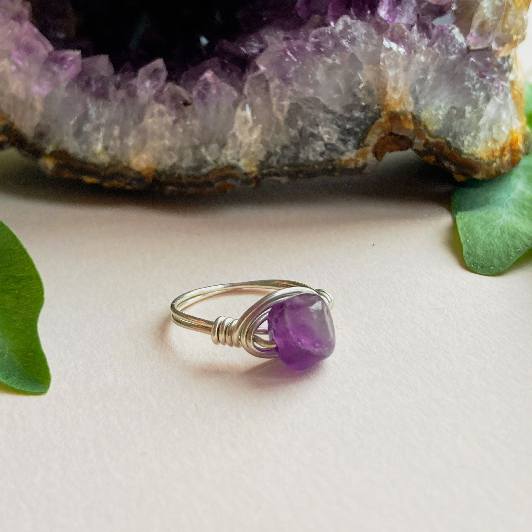 Amethist wire ring