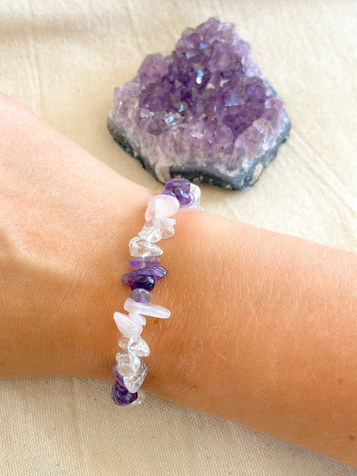 Gouden driehoek chipstone armband