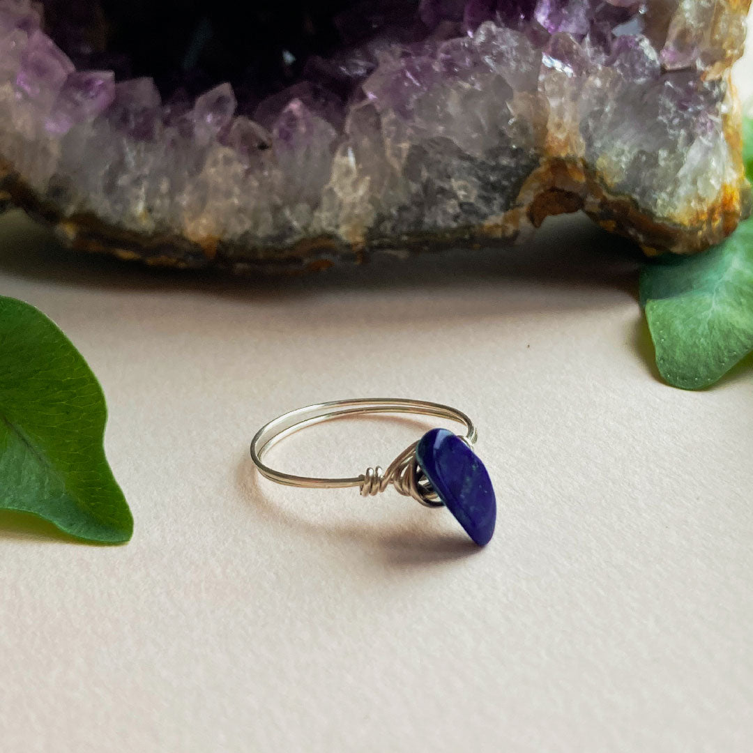 Lapis lazuli wire ring
