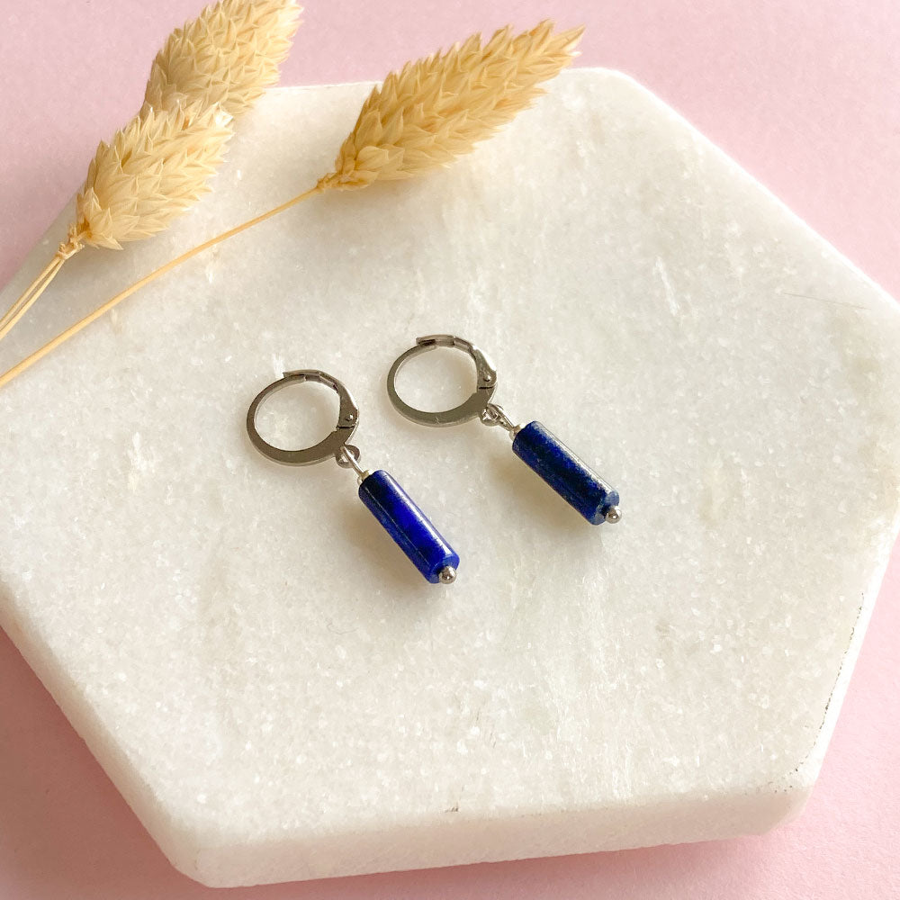 Lapis lazuli tube oorbellen zilver