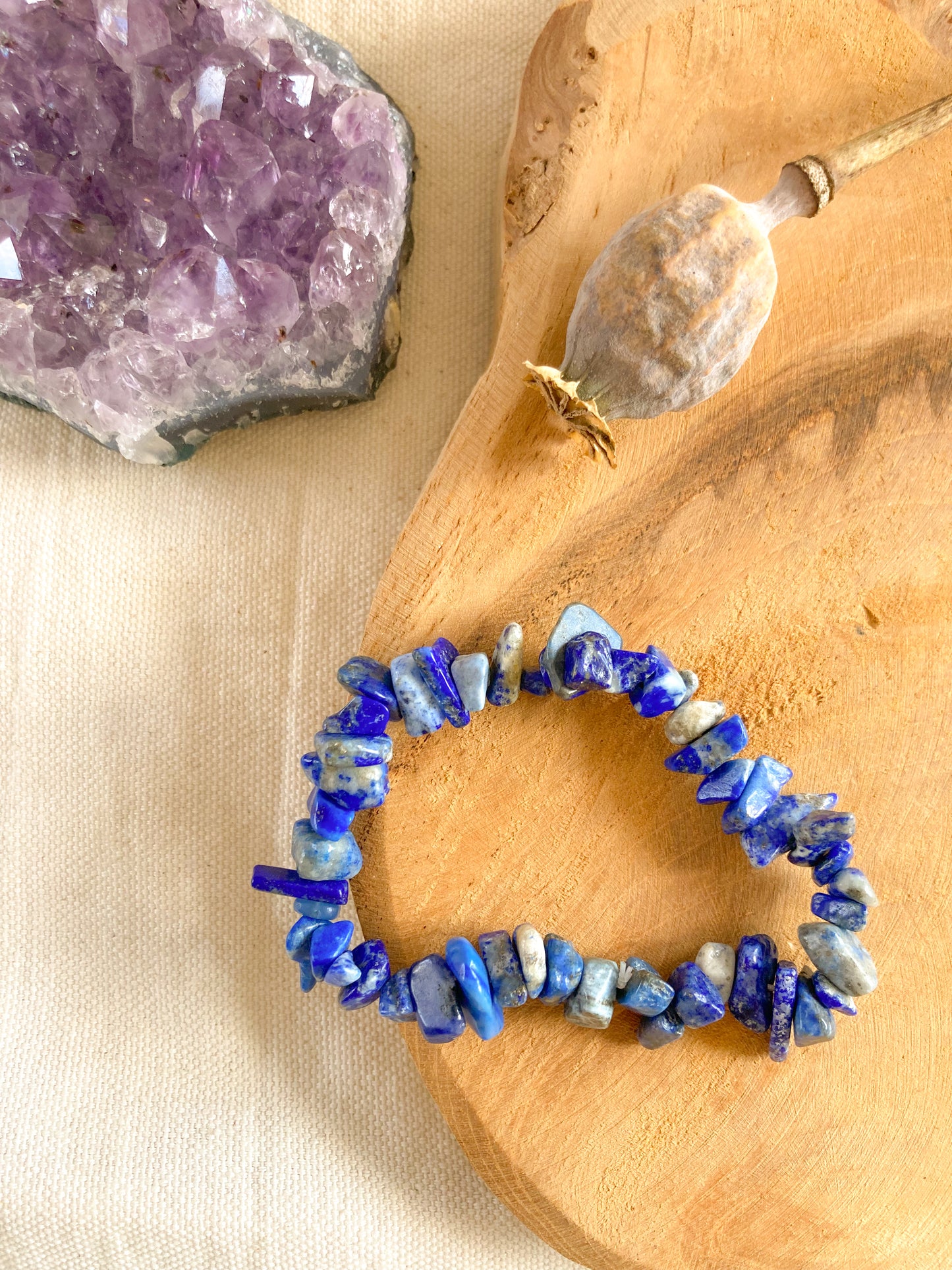 Lapis lazuli chipstone armband