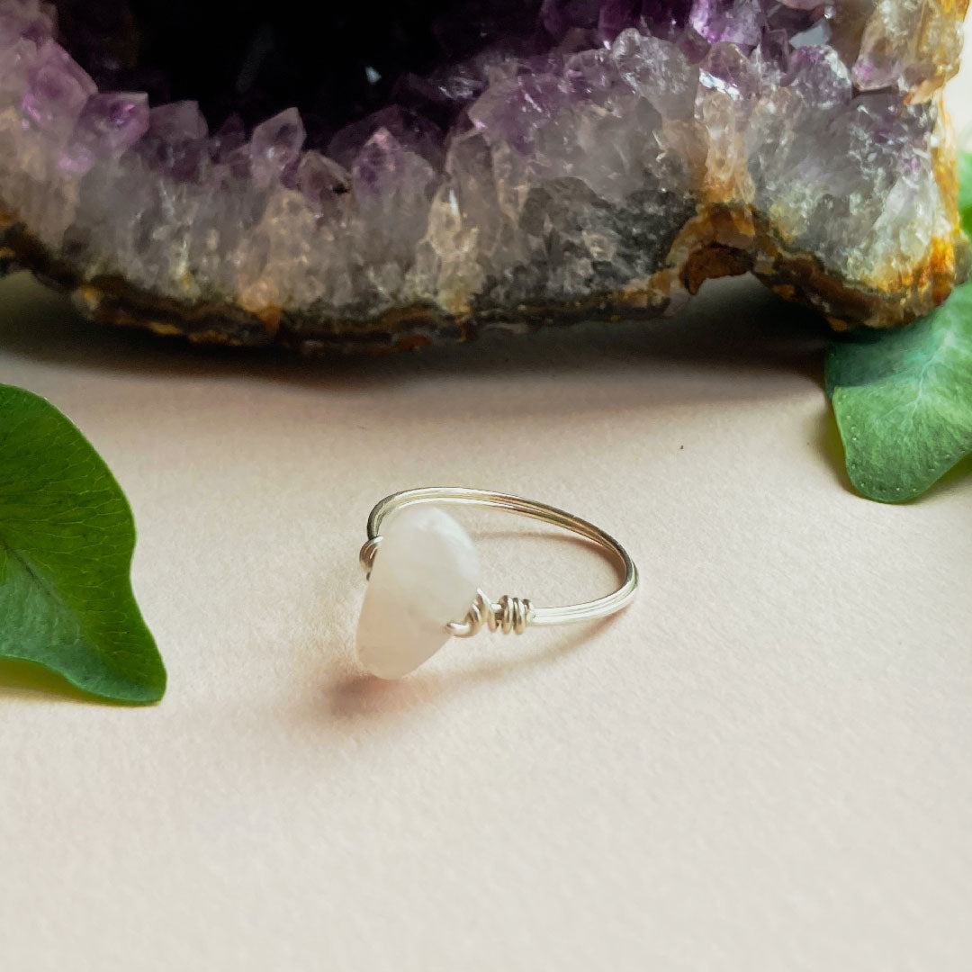 Rozenkwarts wire ring