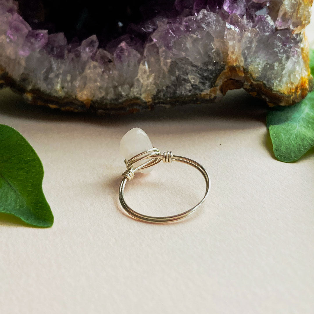 Rozenkwarts wire ring