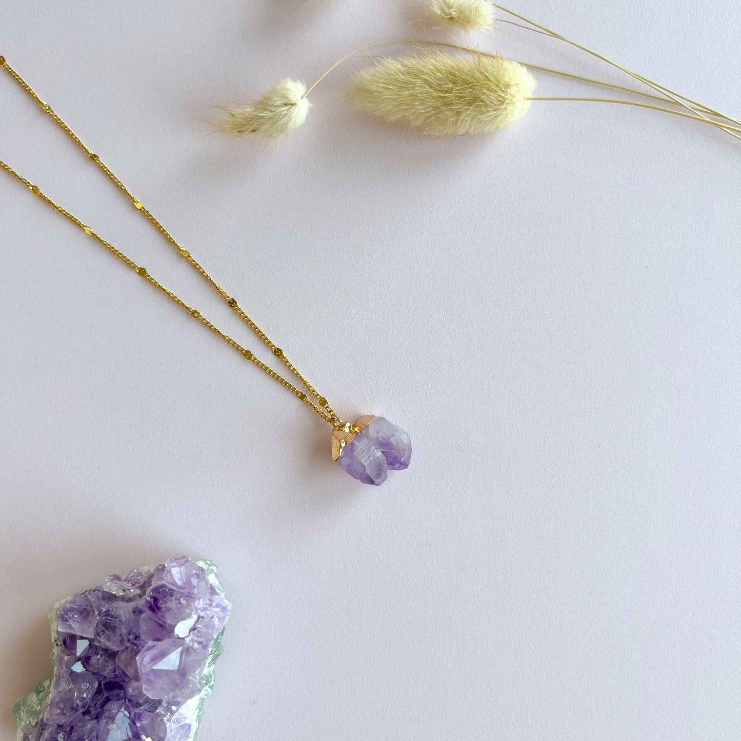 Ruwe amethist ketting