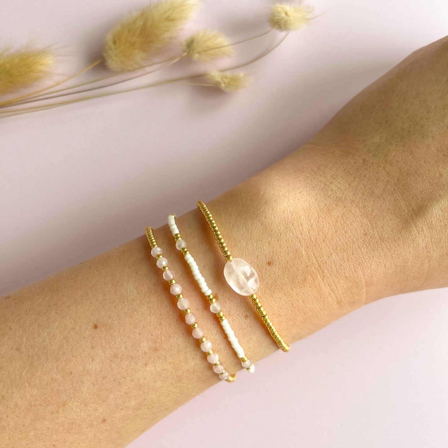 Rozenkwarts ovaal armband