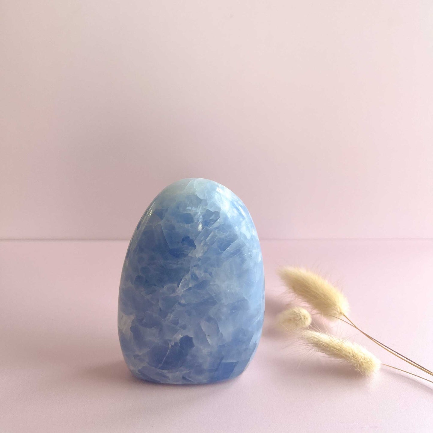 Blauwe calciet – sculptuur (uniek)