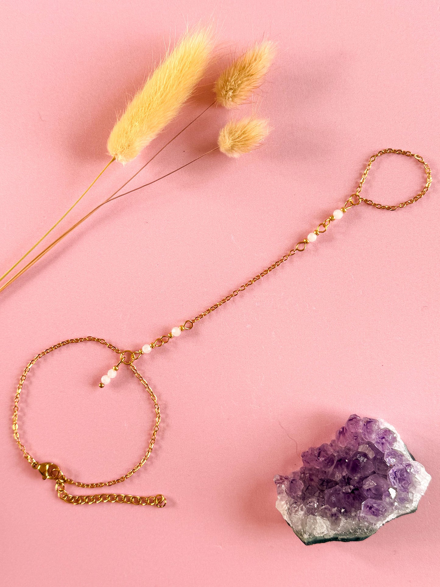 Emma Maansteen Hand Chain - goud