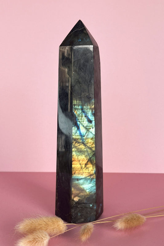 Labradoriet obelisk 18cm