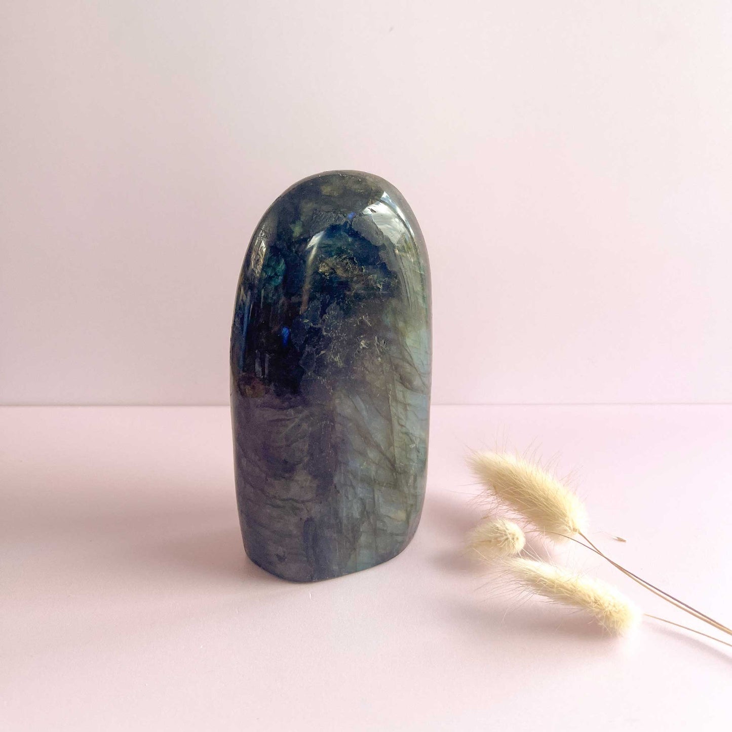 Labradoriet sculptuur 1 – uniek stuk