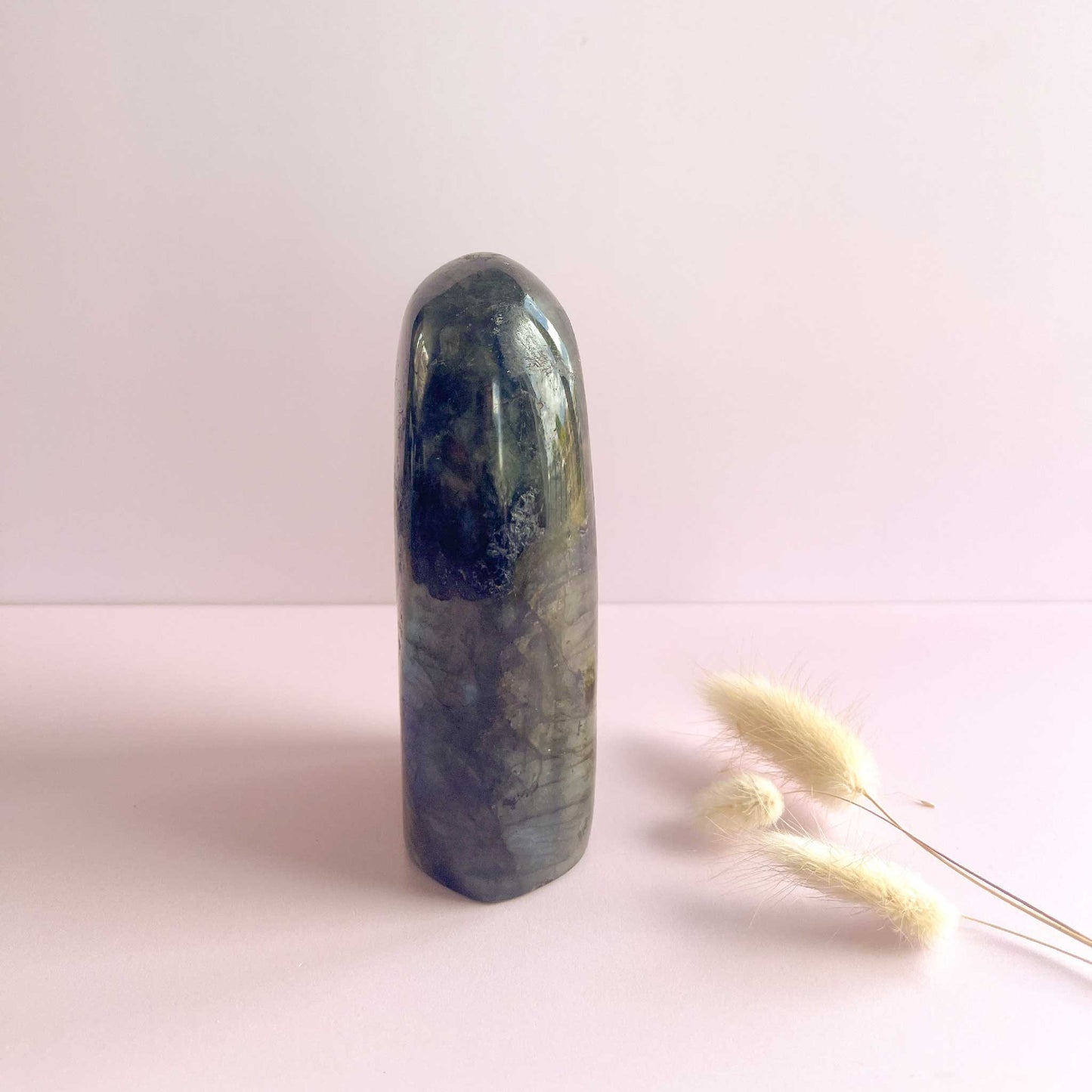 Labradoriet sculptuur 1 – uniek stuk