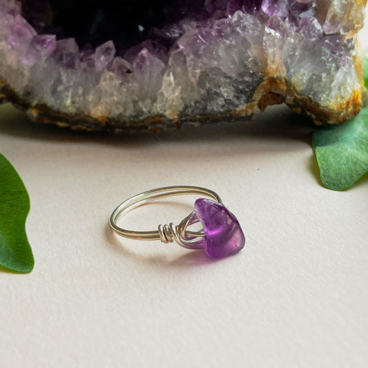 Amethist wire ring
