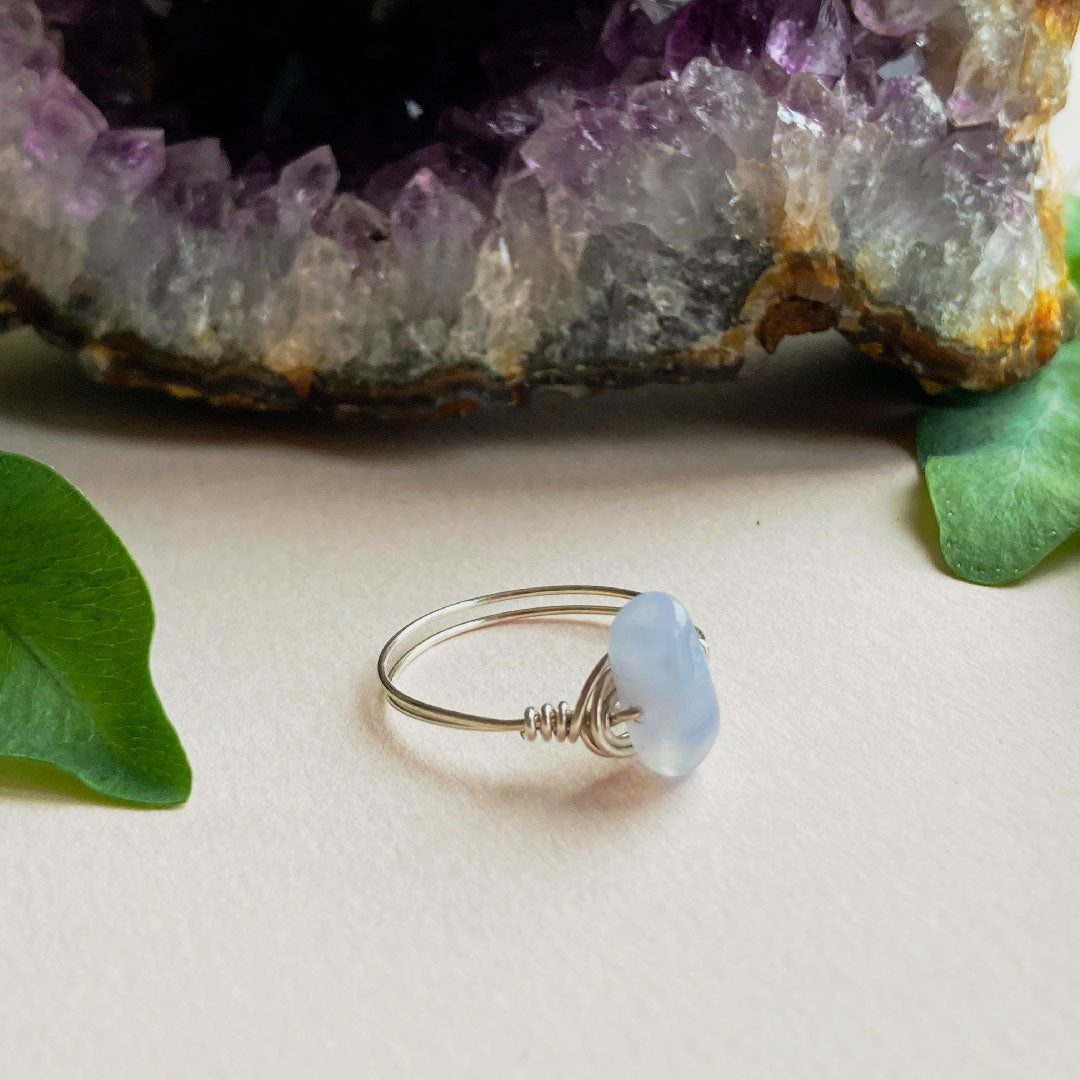 Blue lace agaat wire ring