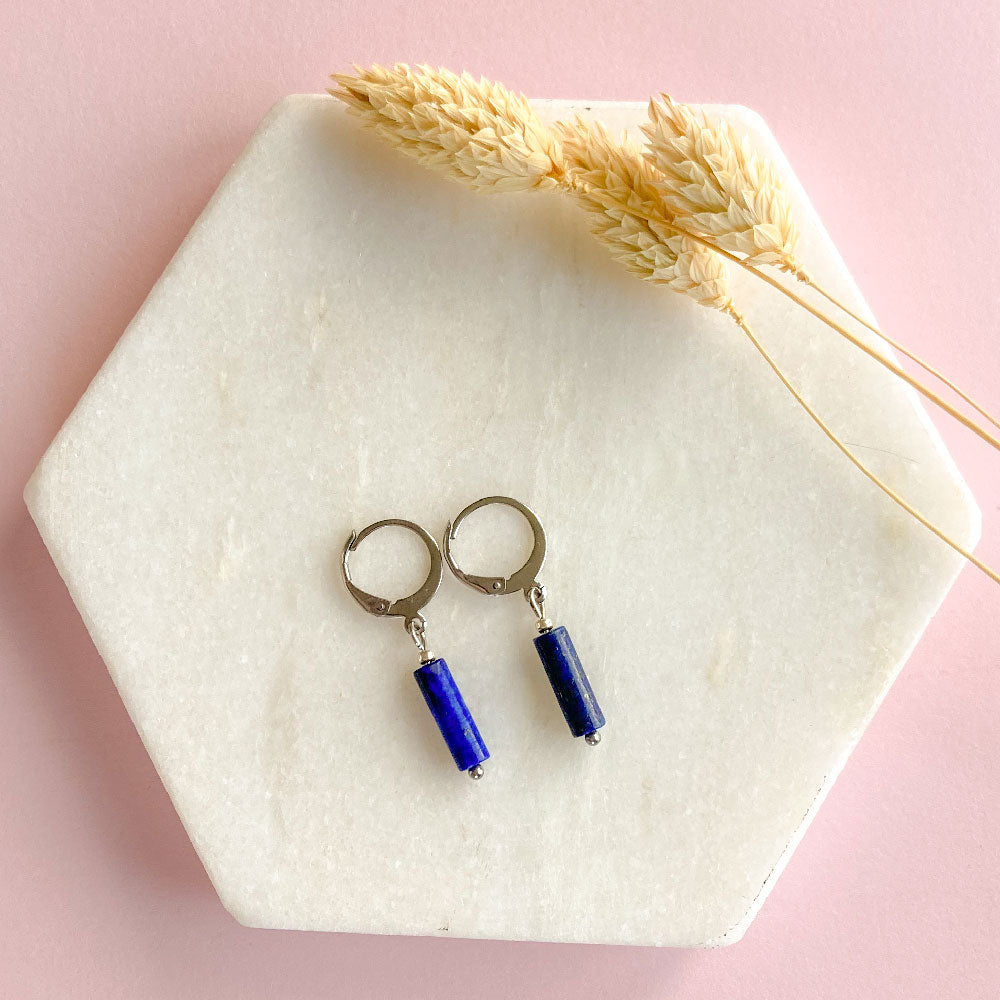 Lapis lazuli tube oorbellen zilver