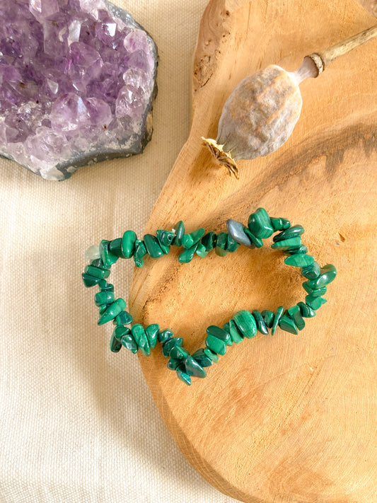 Malachiet chipstone armband