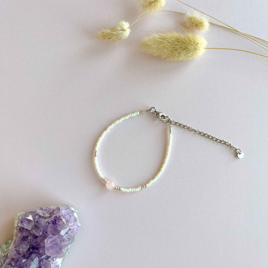 Rozenkwarts rond armband