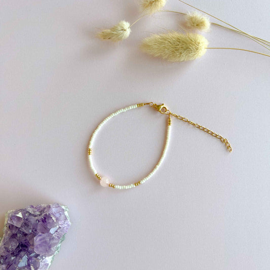 Rozenkwarts rond armband