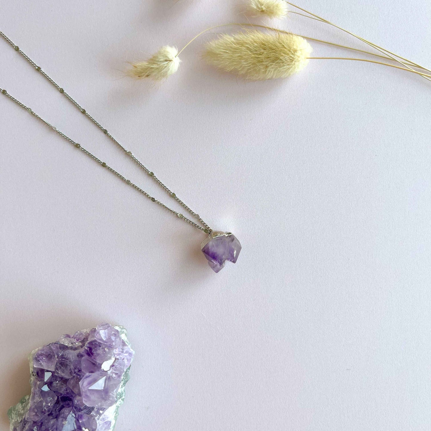 Ruwe amethist ketting